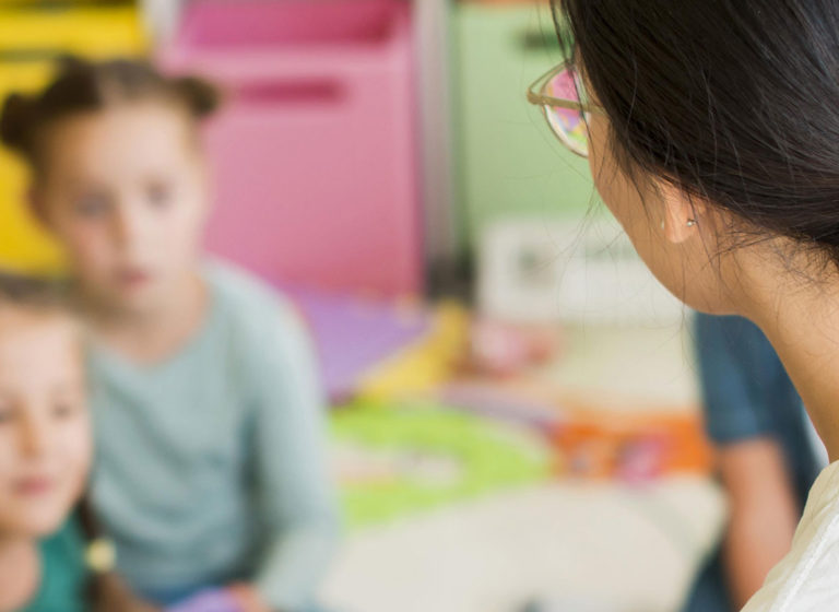 unfocused-children-paying-attention-to-their-teacher